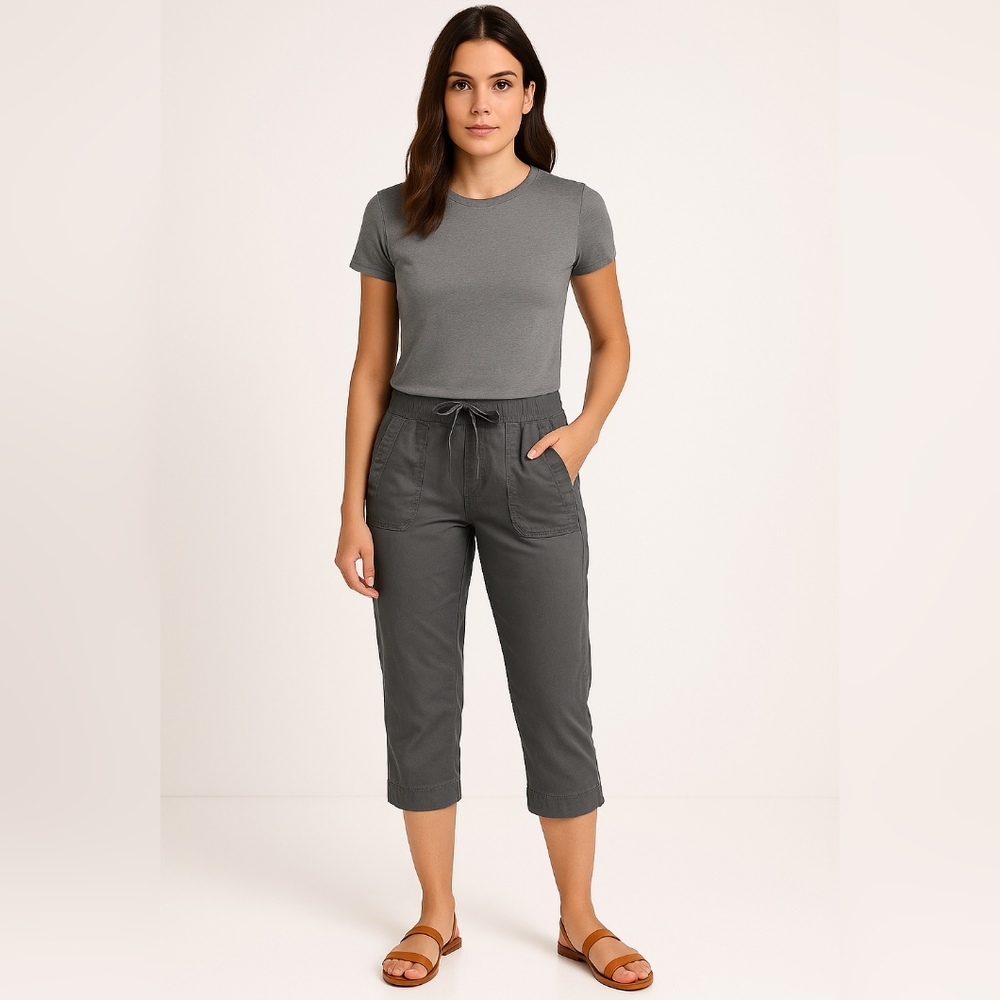 Gray Women's Capris